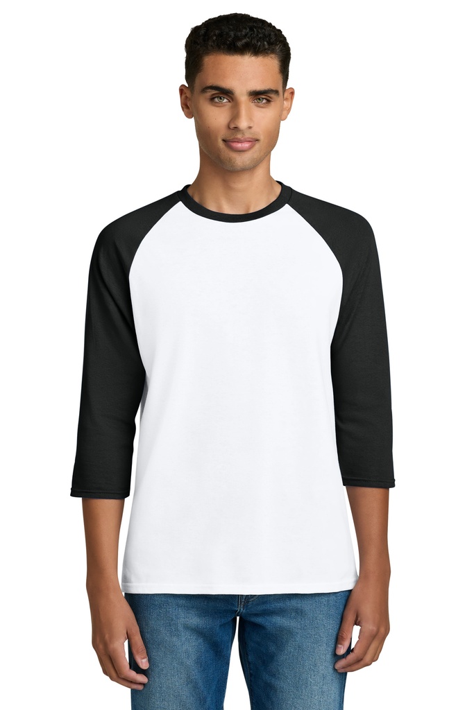 5700 White/ Black - Model Front